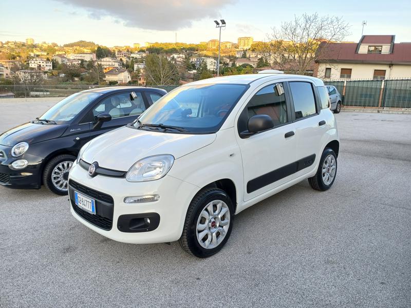 veicoli_scheda.php?AUTO_VEICOLIPage=1&AUTO_VEICOLOPage=4&IDVEICOLO=5844