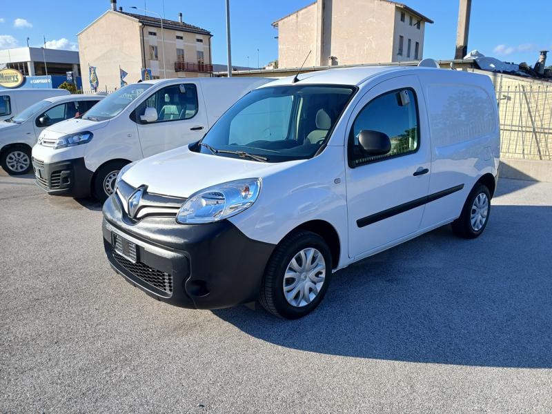 veicoli_scheda.php?AUTO_VEICOLIPage=2&IDVEICOLO=0S5898